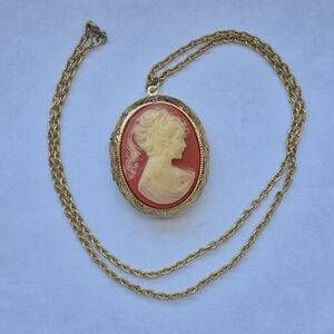 Vintage Cameo Locket Pendant